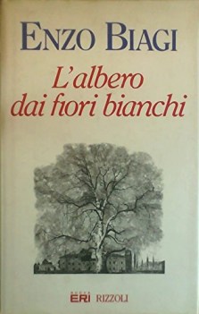 albero dai fiori bianchi