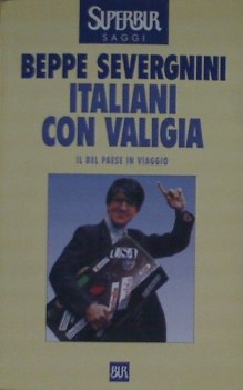 italiani con valigia il bel paese in viaggio