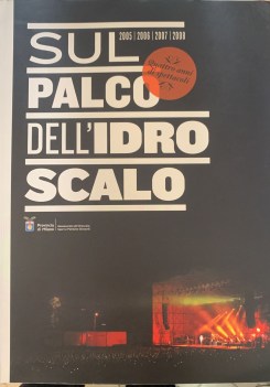 sul palco dell\'idro scalo