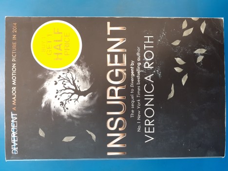 insurgent lingua inglese