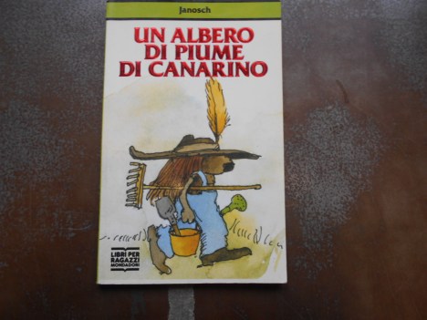 albero di piume di canarino