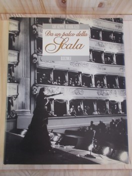 da un palco della scala