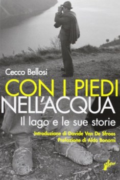 con i piedi nell\'acqua