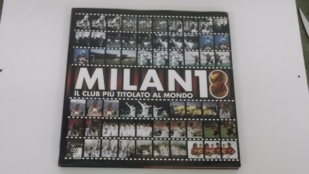 milan 18 il club piu titolato al mondo + 2 dvd